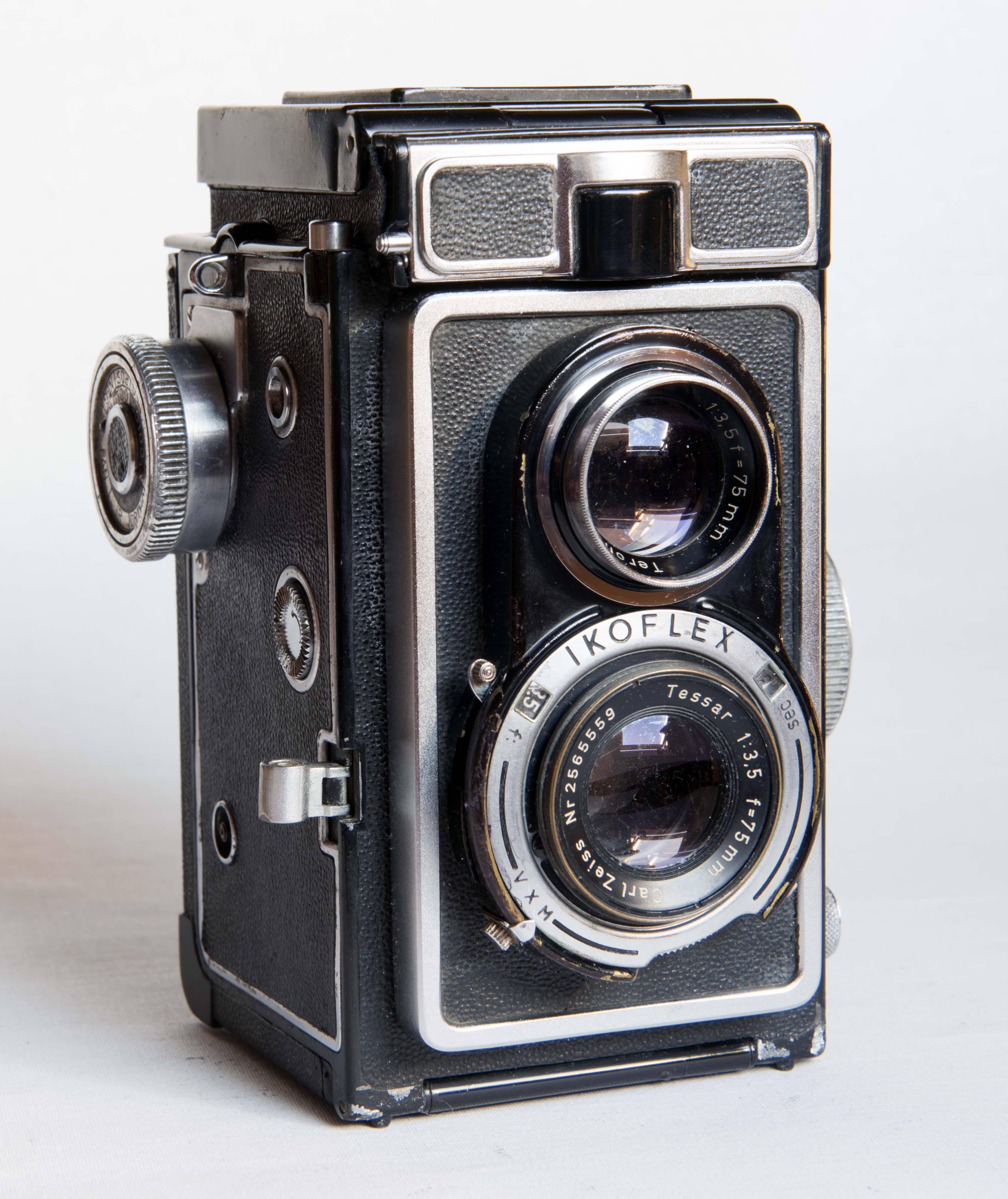 ZEISS IKON IKOFLEX Ic TESSAR (886/16)